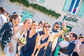 photographe de mariage dans les Deux Sèvres, la Vendée, et le Maine et Loire.Photographe à Bressuire, Parthenay, Niort, Les Herbiers, Cholet, et Saumur.