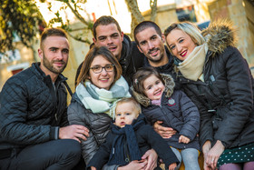 photographe portrait lifestyle family à Bressuire, Parthenay, Niort, Les Herbiers, Cholet . déplacements en Deux Sèvres, Vendée, Maine et Loire, et sur toute la france.