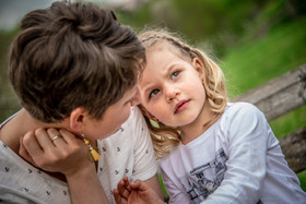 photographe portrait lifestyle family à Bressuire, Parthenay, Niort, Les Herbiers, Cholet . déplacements en Deux Sèvres, Vendée, Maine et Loire, et sur toute la france.