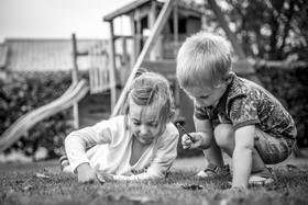 photographe portrait lifestyle family à Bressuire, Parthenay, Niort, Les Herbiers, Cholet . déplacements en Deux Sèvres, Vendée, Maine et Loire, et sur toute la france.