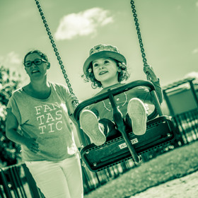 photographe portrait lifestyle family à Bressuire, Parthenay, Niort, Les Herbiers, Cholet . déplacements en Deux Sèvres, Vendée, Maine et Loire, et sur toute la france.