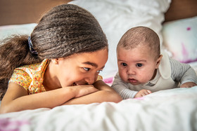 photographe portrait lifestyle family à Bressuire, Parthenay, Niort, Les Herbiers, Cholet . déplacements en Deux Sèvres, Vendée, Maine et Loire, et sur toute la france.