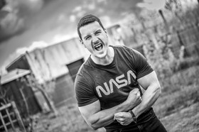 photographe portrait lifestyle family à Bressuire, Parthenay, Niort, Les Herbiers, Cholet . déplacements en Deux Sèvres, Vendée, Maine et Loire, et sur toute la france.