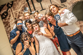 photographe de mariage dans les Deux Sèvres, la Vendée, et le Maines et Loire. Photographe à Bressuire, Parthenay, Niort, Les Herbiers, Cholet, et Saumur.