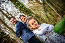 photographe portrait lifestyle family à Bressuire, Parthenay, Niort, Les Herbiers, Cholet . déplacements en Deux Sèvres, Vendée, Maine et Loire, et sur toute la france.