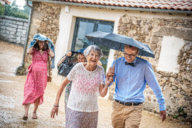photographe de mariage dans les Deux Sèvres, la Vendée, et le Maines et Loire. Photographe à Bressuire, Parthenay, Niort, Les Herbiers, Cholet, et Saumur.