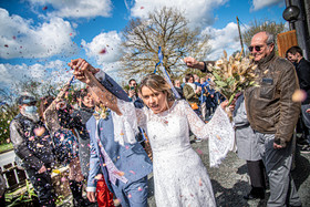 photographe de mariage dans les Deux Sèvres, la Vendée, et le Maines et Loire. Photographe à Bressuire, Parthenay, Niort, Les Herbiers, Cholet, et Saumur.