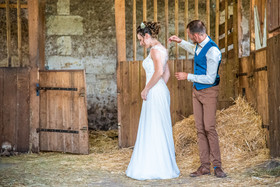 photographe de mariage dans les Deux Sèvres, la Vendée, et le Maines et Loire. Photographe à Bressuire, Parthenay, Niort, Les Herbiers, Cholet, et Saumur.