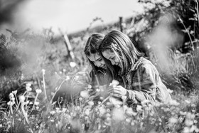 photographe portrait lifestyle family à Bressuire, Parthenay, Niort, Les Herbiers, Cholet . déplacements en Deux Sèvres, Vendée, Maine et Loire, et sur toute la france.