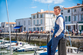 photographe de mariage dans les Deux Sèvres, la Vendée, et le Maines et Loire. Photographe à Bressuire, Parthenay, Niort, Les Herbiers, Cholet, et Saumur.